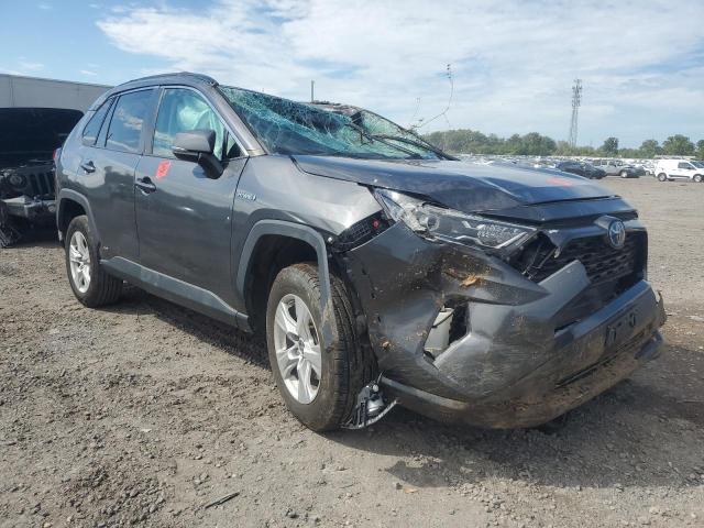 2T3RWRFV1KW028546 - 2019 TOYOTA RAV4 XLE ნაცრისფერი ფოტო 4