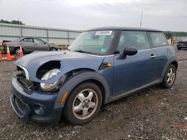 2011 MINI COOPER, 