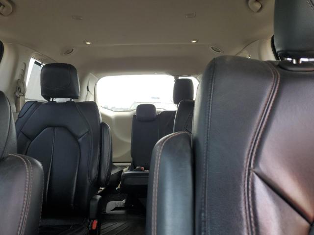 2C4RC1BGXLR165157 - 2020 CHRYSLER PACIFICA TOURING L BLACK photo 10