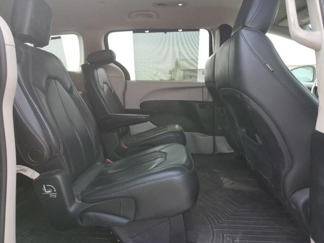 2C4RC1BGXLR165157 - 2020 CHRYSLER PACIFICA TOURING L BLACK photo 11