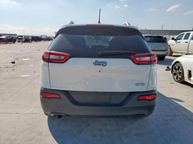 1C4PJLCB5JD560715 - 2018 JEEP CHEROKEE LATITUDE WHITE photo 6
