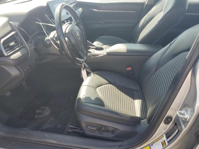 4T1G11AKXMU561057 - 2021 TOYOTA CAMRY SE 银色 照片 7