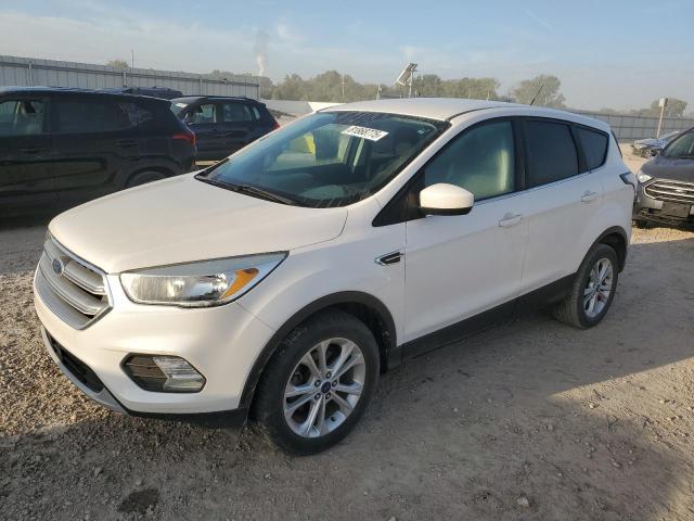2017 FORD ESCAPE SE, null