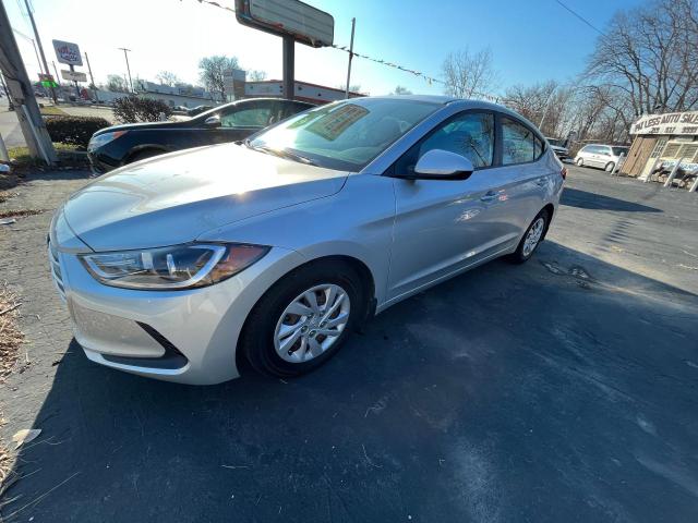 5NPD74LF0JH296548 - 2018 HYUNDAI ELANTRA SE SILVER photo 2