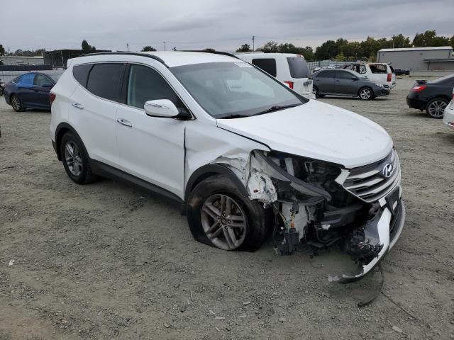 5NMZU3LB7HH050822 - 2017 HYUNDAI SANTA FE SPORT WHITE photo 4
