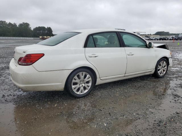 4T1BK36B08U276255 - 2008 TOYOTA AVALON XL WHITE photo 3