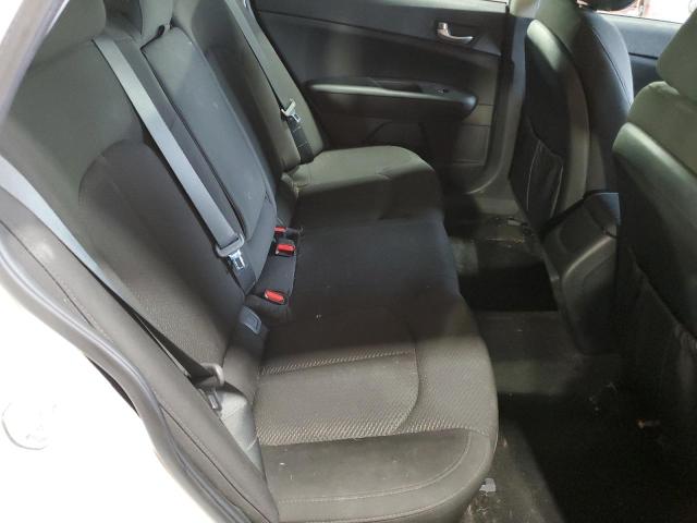 5XXGT4L32JG214118 - 2018 KIA OPTIMA LX WHITE photo 10