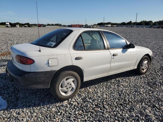 1G1JC5243X7292004 - 1999 CHEVROLET CAVALIER WHITE photo 3
