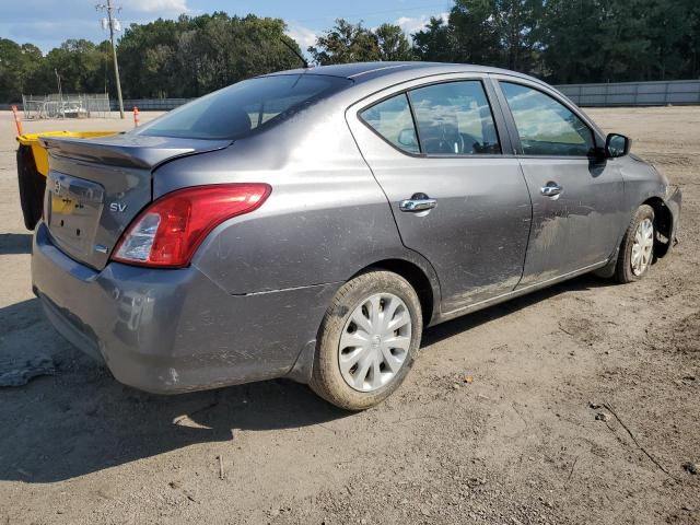 3N1CN7AP7GL823320 - 2016 NISSAN VERSA S Gris foto 3