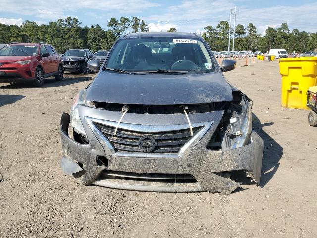 3N1CN7AP7GL823320 - 2016 NISSAN VERSA S Gris foto 5