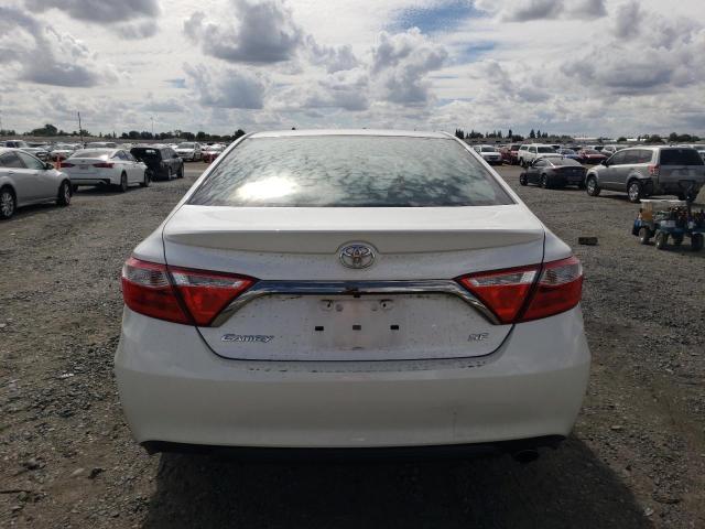 4T1BF1FK4GU187666 - 2016 TOYOTA CAMRY LE WHITE photo 6