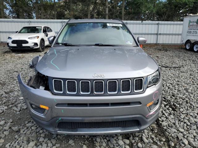 3C4NJCCB3KT675994 - 2019 JEEP COMPASS LIMITED SILVER photo 5