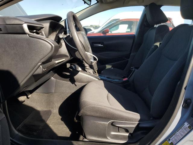 5YFEPMAE6MP221987 - 2021 TOYOTA COROLLA LE GRAY photo 7