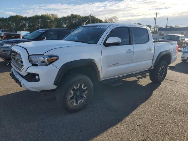 2017 TOYOTA TACOMA DOUBLE CAB, 
