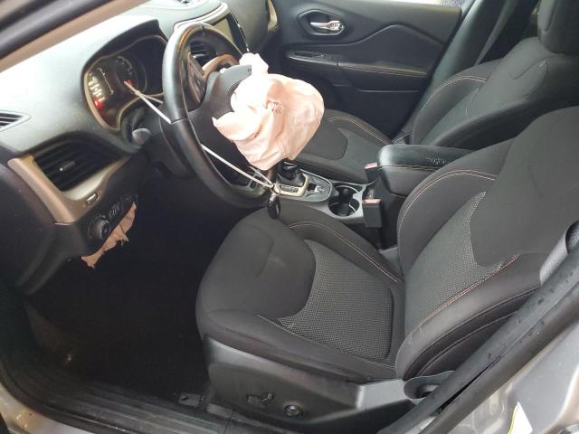 1C4PJLCB6GW369088 - 2016 JEEP CHEROKEE LATITUDE GRAY photo 7