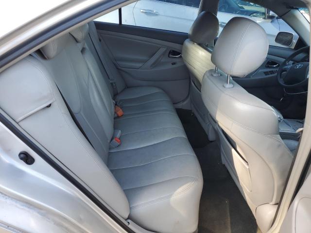 4T1BF3EK3BU221263 - 2011 TOYOTA CAMRY BASE ვერცხლისფერი ფოტო 10