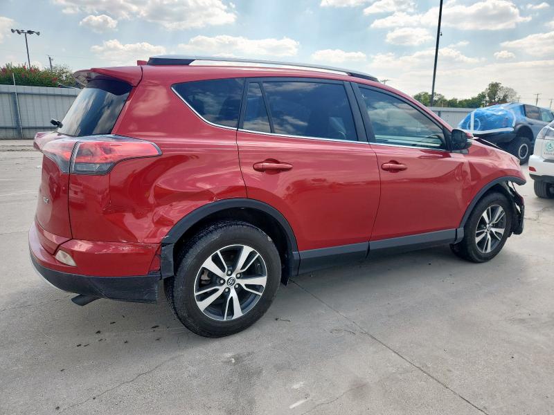 JTMWFREV4GJ084006 - 2016 TOYOTA RAV4 XLE RED photo 3