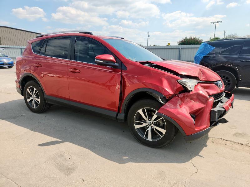 JTMWFREV4GJ084006 - 2016 TOYOTA RAV4 XLE RED photo 4