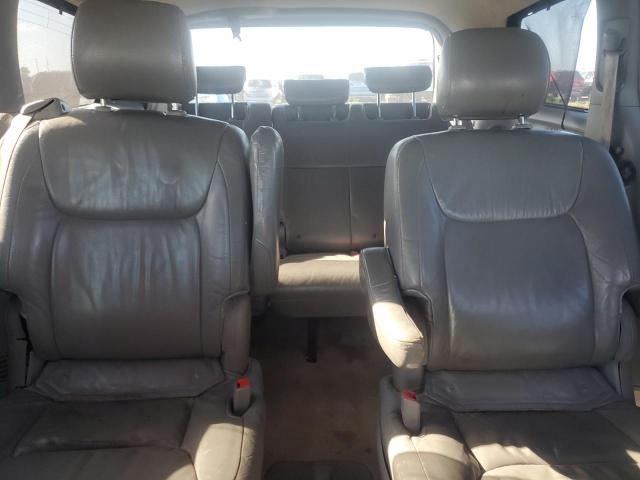 5TDZK22C78S134565 - 2008 TOYOTA SIENNA XLE SILVER photo 10