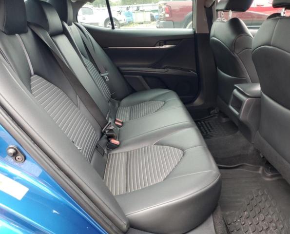 4T1B11HK6JU047685 - 2018 TOYOTA CAMRY L Mavi foto 10