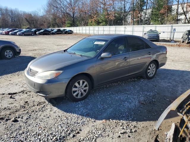 2002 TOYOTA CAMRY LE, 