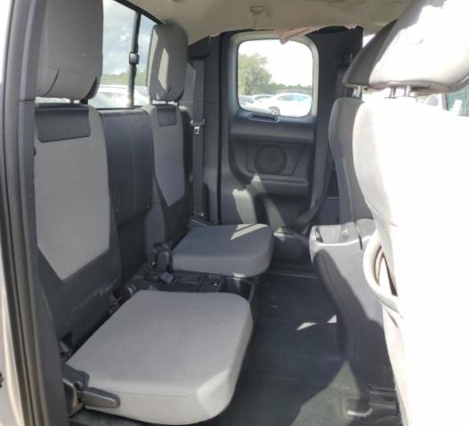 5TFRZ5CNXHX028604 - 2017 TOYOTA TACOMA ACCESS CAB Srebrny zdjęcie 10