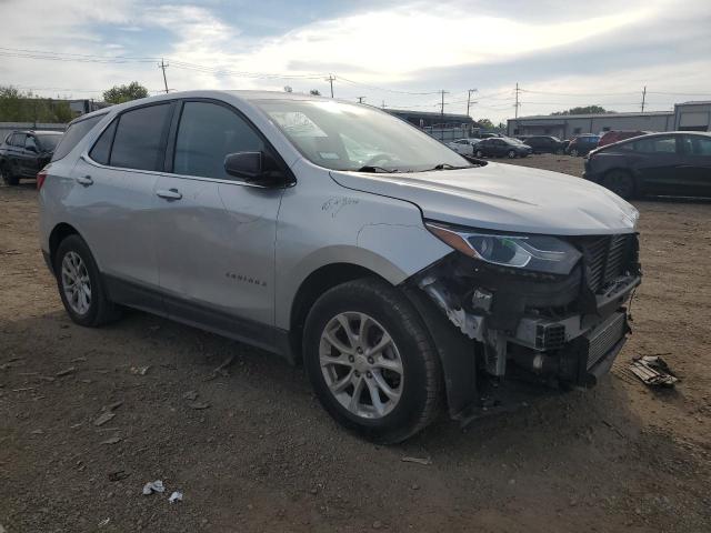 2GNAXSEV2J6326981 - 2018 CHEVROLET EQUINOX LT Күміс фото 4