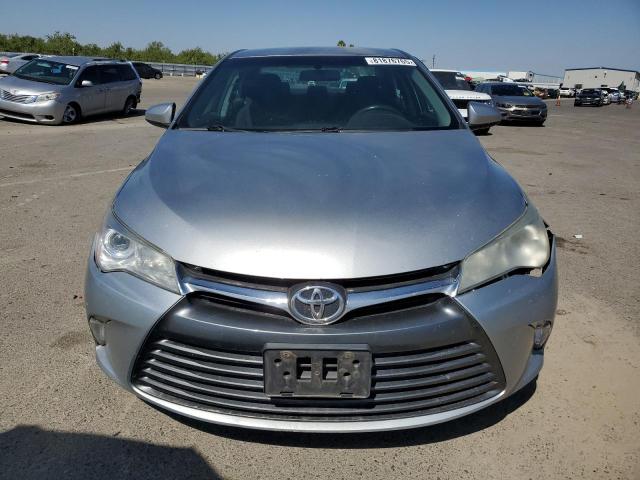 4T4BF1FK0GR583552 - 2016 TOYOTA CAMRY LE Plata foto 5