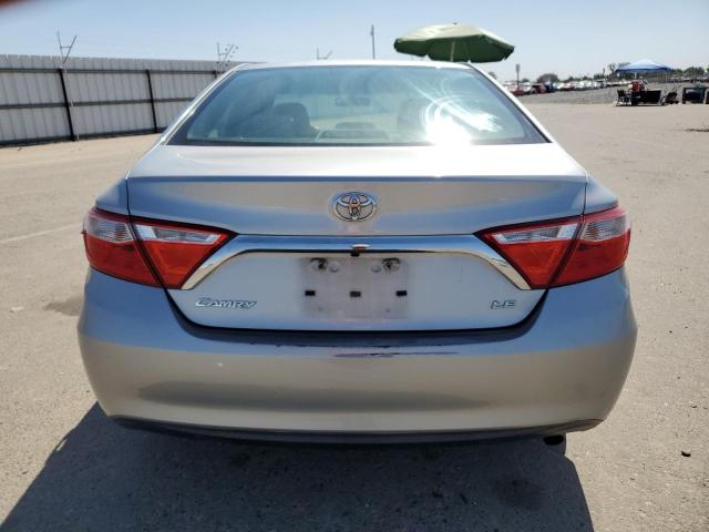 4T4BF1FK0GR583552 - 2016 TOYOTA CAMRY LE Plata foto 6