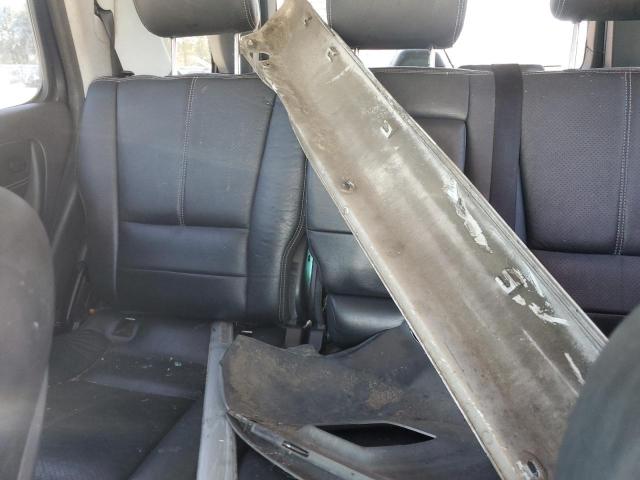 4JGAB57E84A508046 - 2004 MERCEDES-BENZ ML 350 银色 照片 10