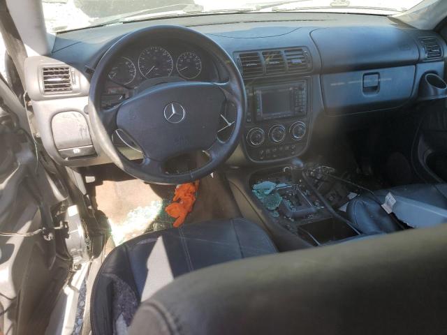 4JGAB57E84A508046 - 2004 MERCEDES-BENZ ML 350 银色 照片 8