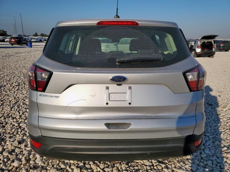 1FMCU0F79HUD01954 - 2017 FORD ESCAPE S Gümüş foto 6