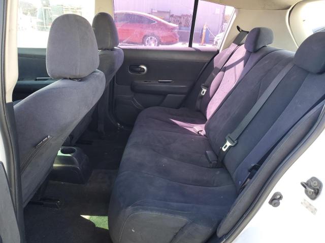 3N1BC13EX7L370398 - 2007 NISSAN VERSA S WHITE photo 11