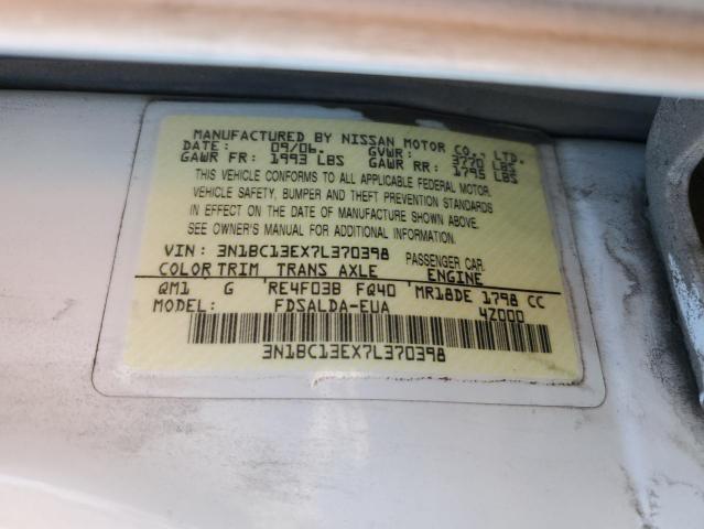 3N1BC13EX7L370398 - 2007 NISSAN VERSA S WHITE photo 14