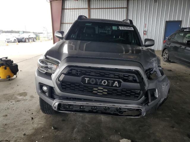 3TMCZ5AN5JM149495 - 2018 TOYOTA TACOMA DOUBLE CAB SILVER photo 5