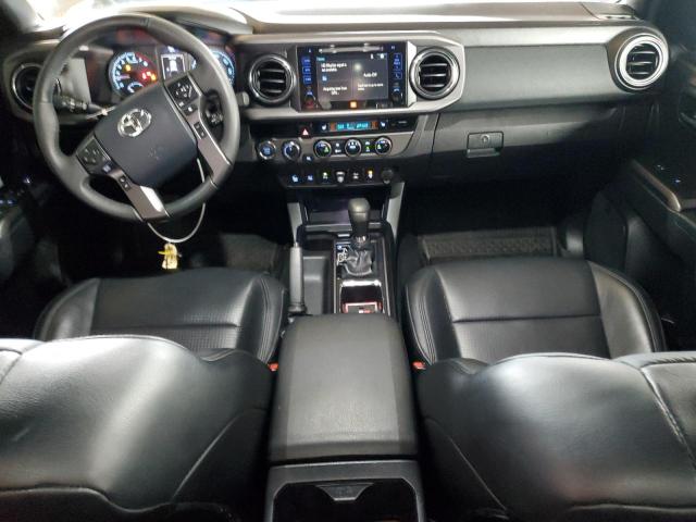 3TMCZ5AN5JM149495 - 2018 TOYOTA TACOMA DOUBLE CAB SILVER photo 8