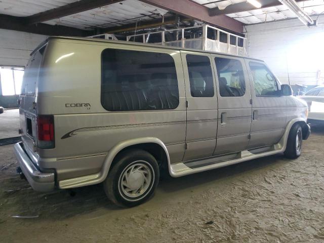 1FDRE14W32HB64467 - 2002 FORD ECONOLINE E150 VAN 棕色 照片 3