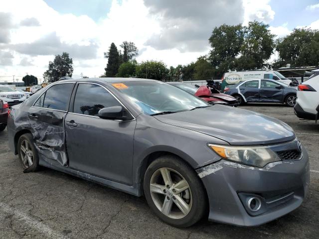 4T1BF1FK7EU792584 - 2014 TOYOTA CAMRY L GRAY photo 4