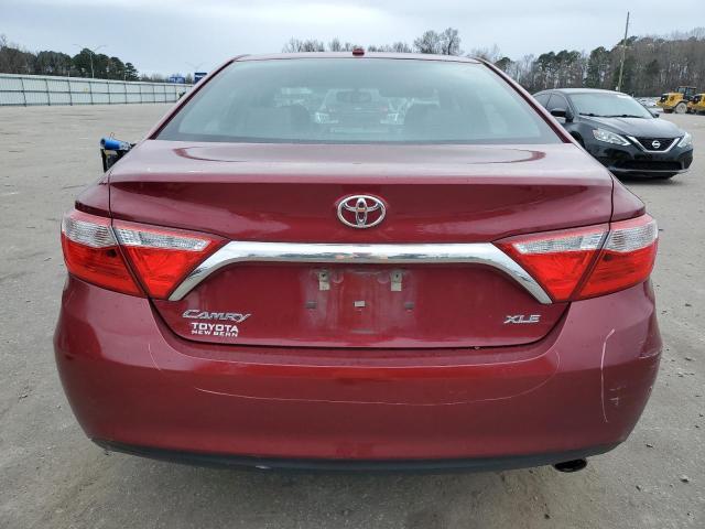 4T1BF1FK8GU526137 - 2016 TOYOTA CAMRY LE RED photo 6