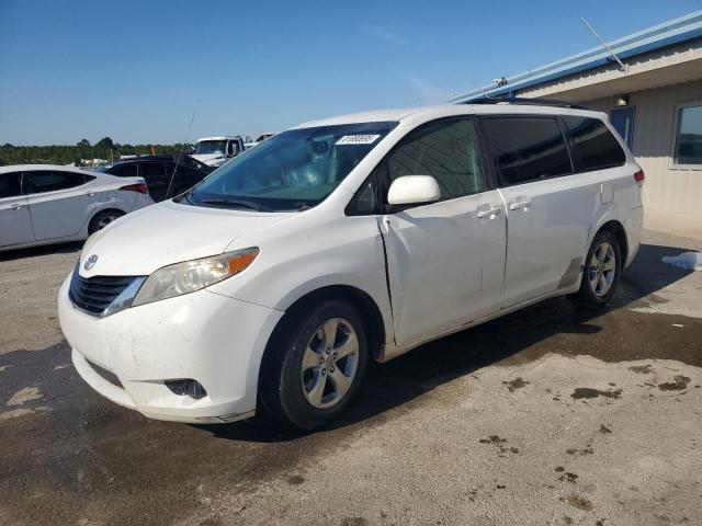 2012 TOYOTA SIENNA LE, 
