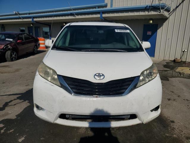 5TDKK3DC3CS190015 - 2012 TOYOTA SIENNA LE Белый фото 5