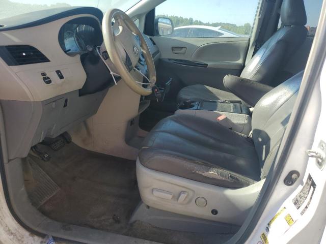 5TDKK3DC3CS190015 - 2012 TOYOTA SIENNA LE Белый фото 7