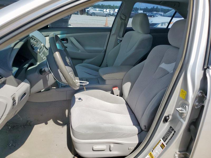 4T4BF3EK1BR126965 - 2011 TOYOTA CAMRY BASE ვერცხლისფერი ფოტო 7