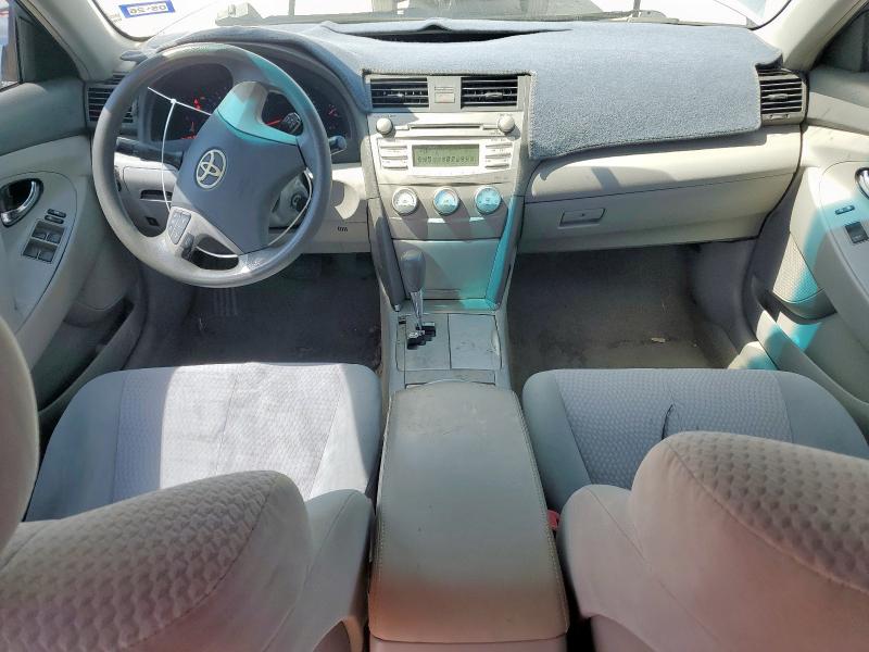 4T4BF3EK1BR126965 - 2011 TOYOTA CAMRY BASE ვერცხლისფერი ფოტო 8