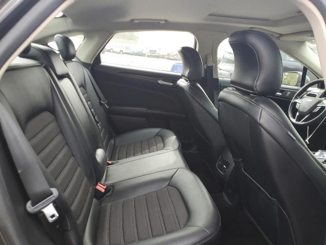 3FA6P0HD3JR228627 - 2018 FORD FUSION SE Gri fotoğraf 10