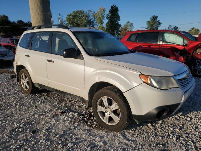 JF2SHABC4CH424299 - 2012 SUBARU FORESTER 2.5X أبيض صورة 4