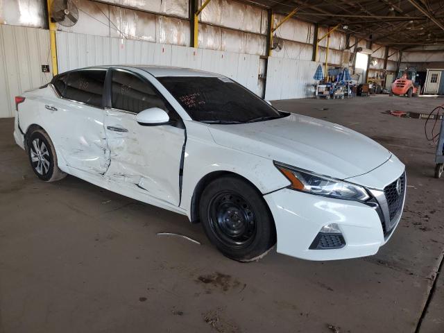 1N4BL4BV3KN327262 - 2019 NISSAN ALTIMA S WHITE photo 4