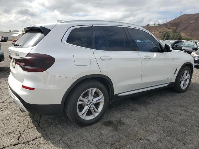 5UXTR9C55JLC74634 - 2018 BMW X3 XDRIVE30I Ақ фото 3