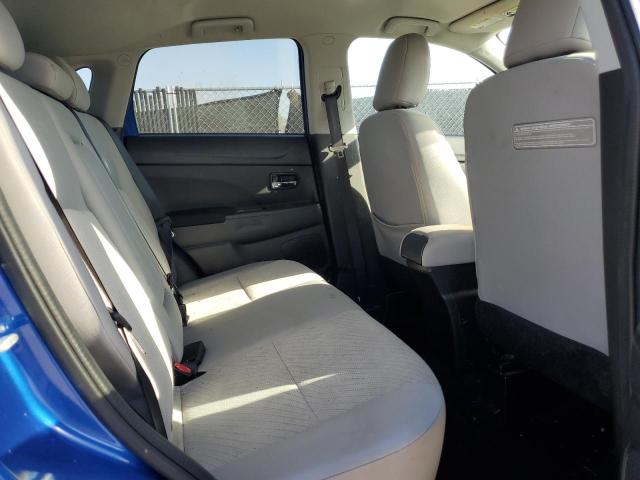 4A4AP4AW8FE049526 - 2015 MITSUBISHI OUTLANDER SE BLUE photo 11