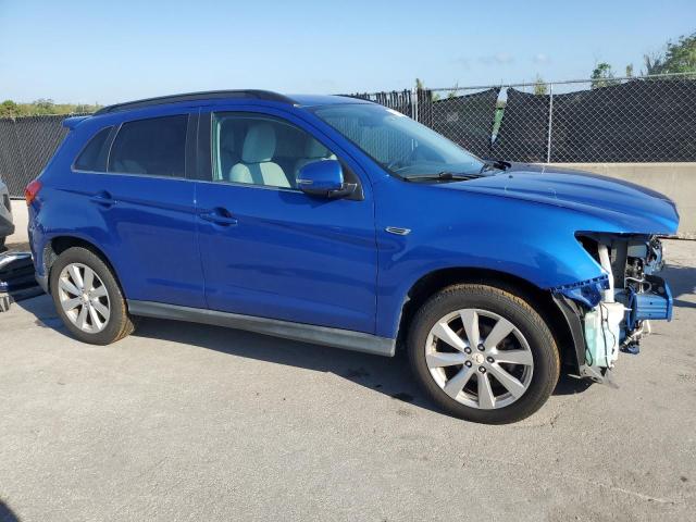 4A4AP4AW8FE049526 - 2015 MITSUBISHI OUTLANDER SE BLUE photo 4